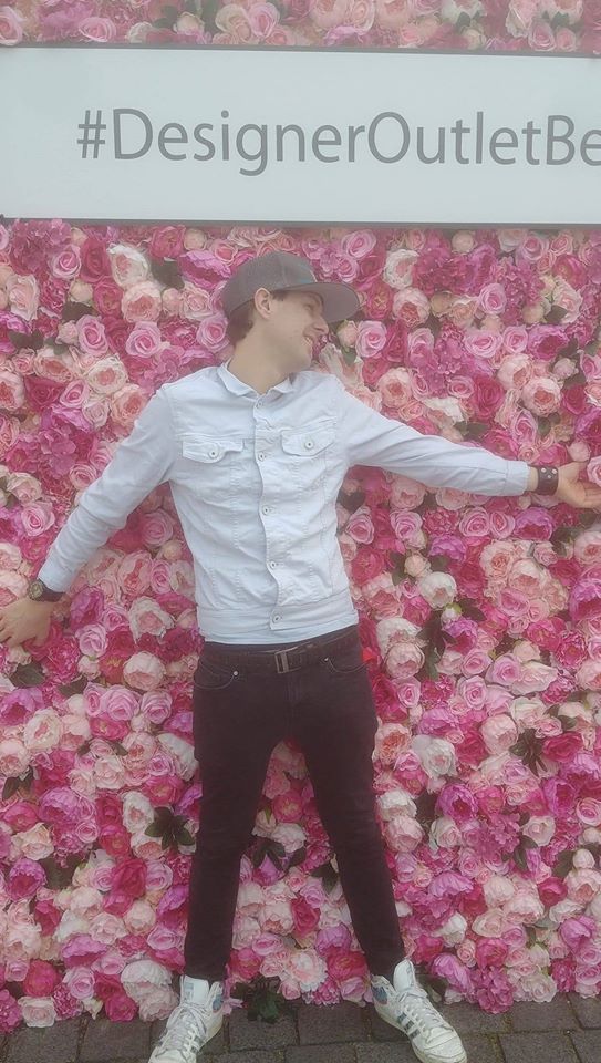 68379120_983629811984840_4774262045388308480_o